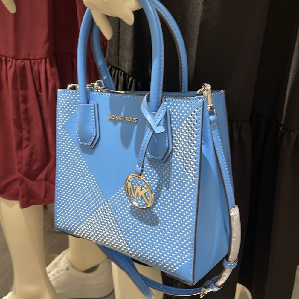 Michael Kors Mercer Medium Perforated Crossbody Satchel Bag
South Pacific 
NWT - Picture 5 of 16